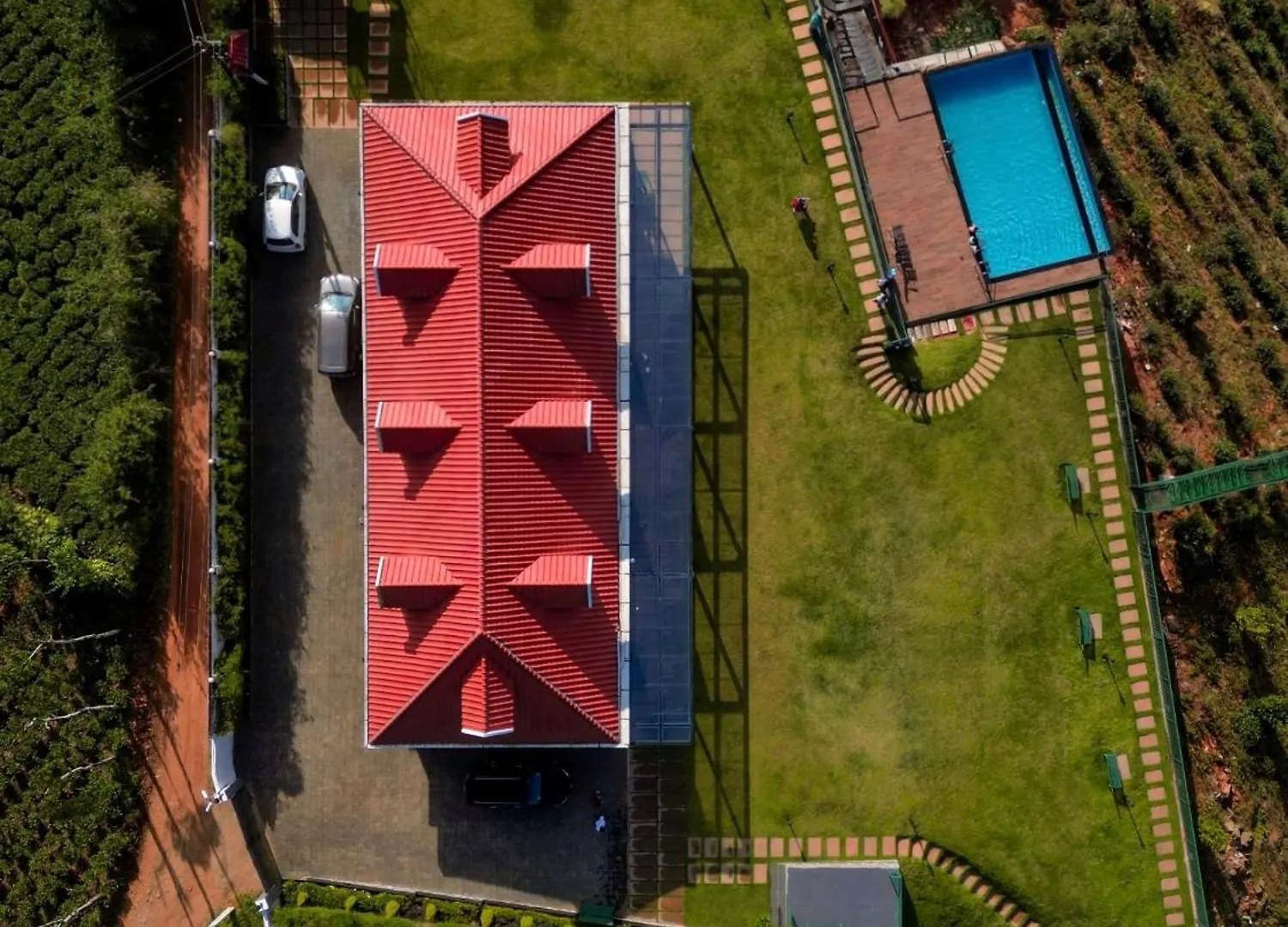 Cloudy Court Resort Idukki